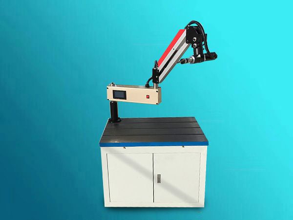 電動(dòng)攻絲機(jī)操作方法